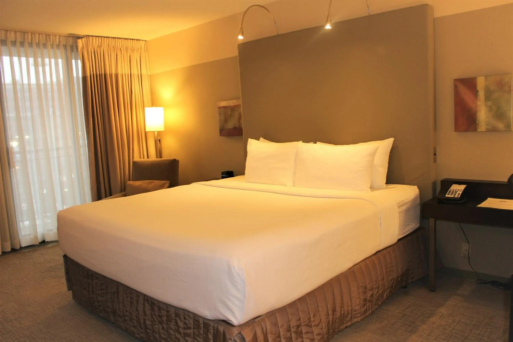 Grand Forks Lodge and Suites — фото 3