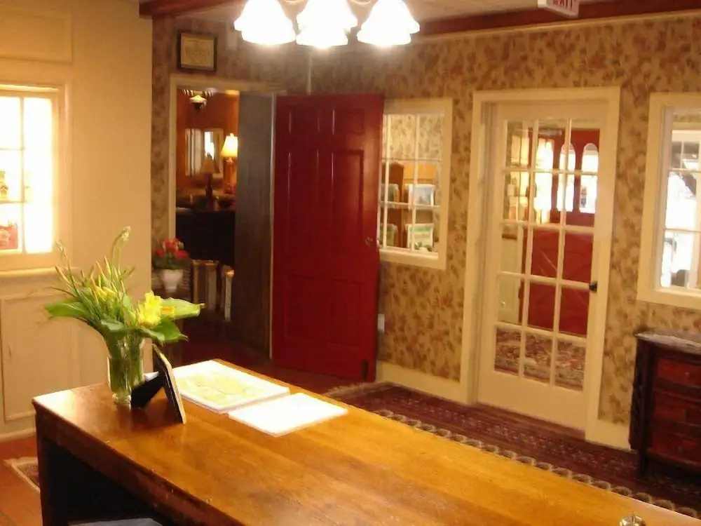 Zuber's Homestead Hotel - фото 17