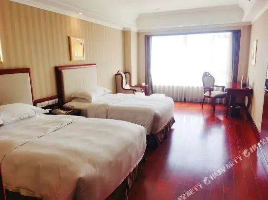Enrichee Gloria Plaza Hotel - Chambres