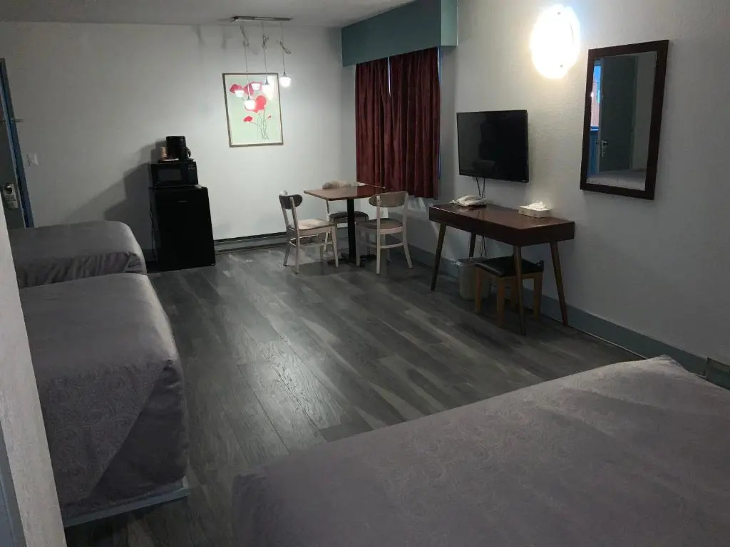 Standard Family room