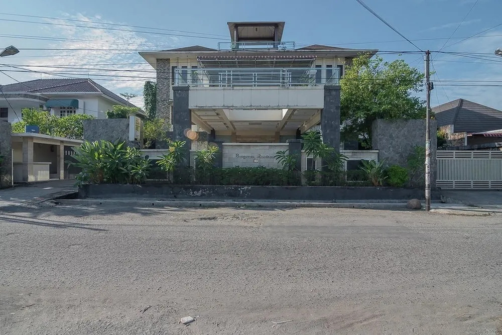 Bengawan Residence 66 by RedDoorz