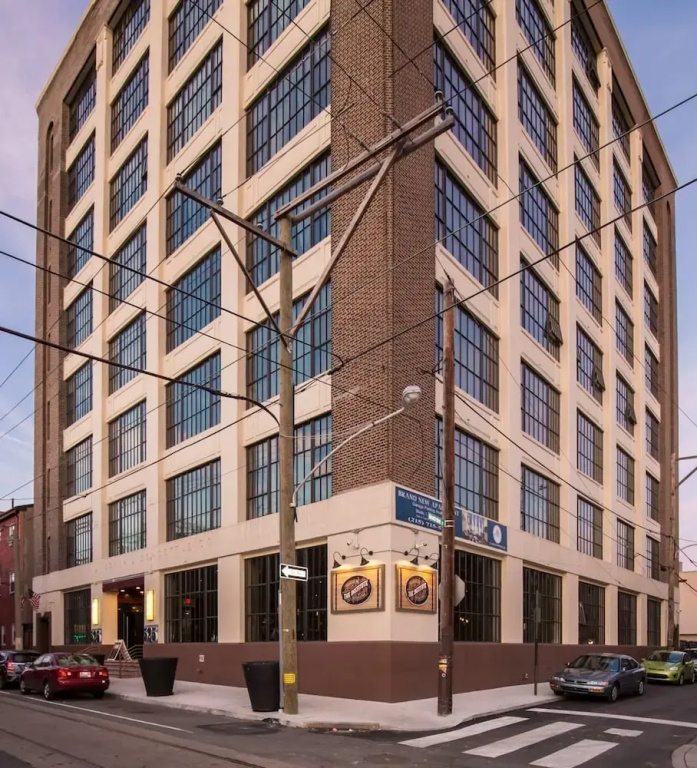Sosuite 2BR Apt w W D Gym On-site Restaurant