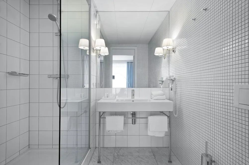 PREMIER SUITES PLUS Antwerp - Chambres