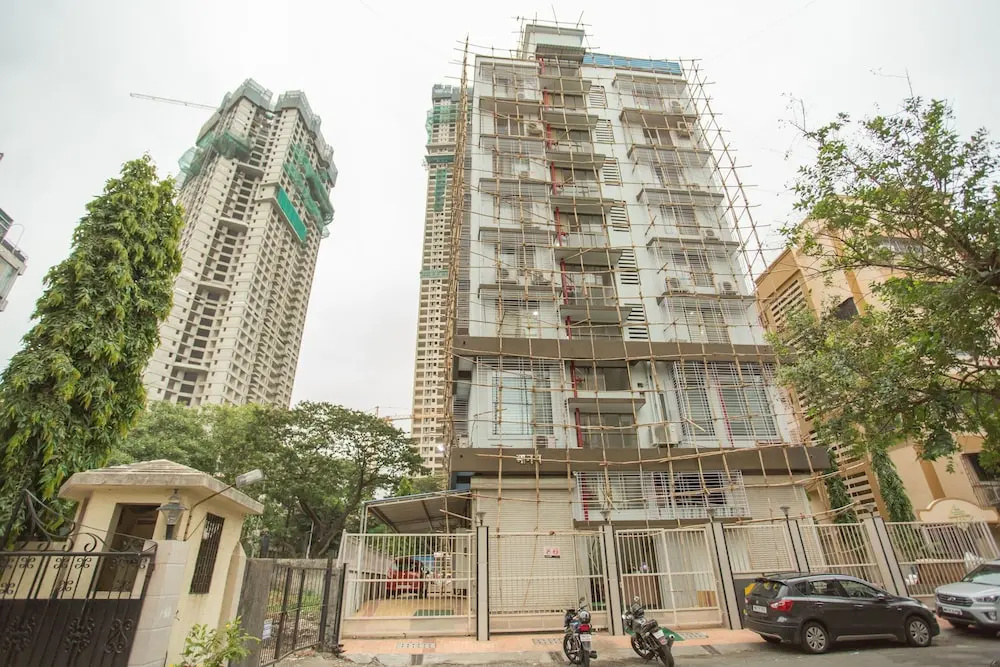 OYO 7150 Apartment Metro View Residency