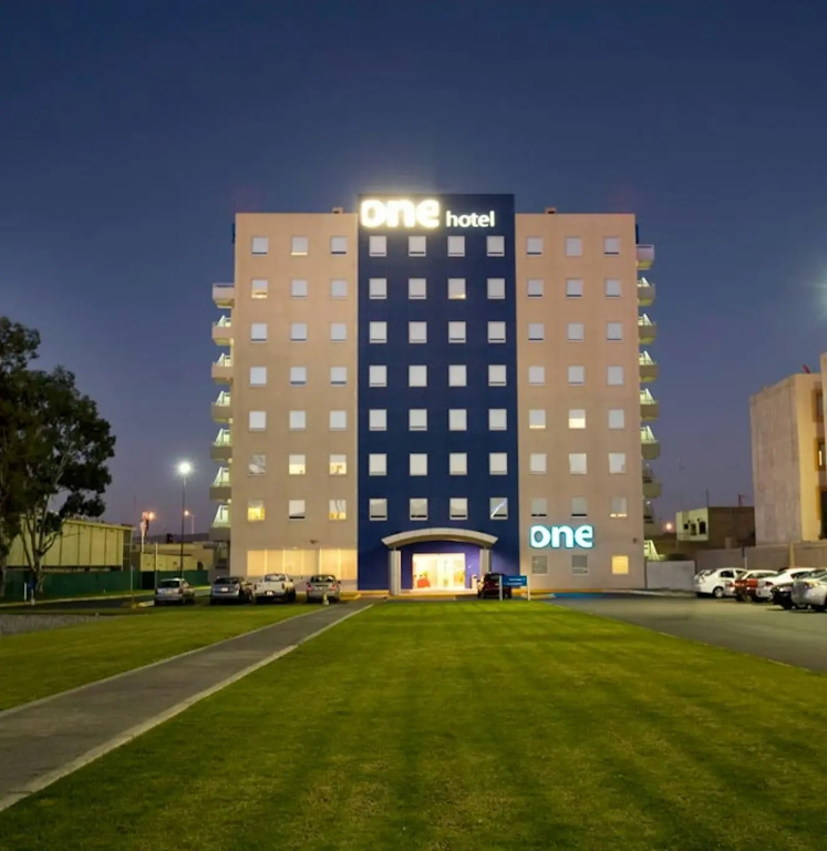 One San Luis Potosi Glorieta Juarez