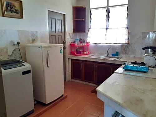 Century Suria Service Apartment (Private Residential) 1