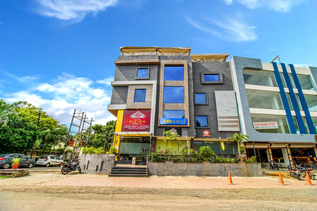 FabHotel Eleven Heights