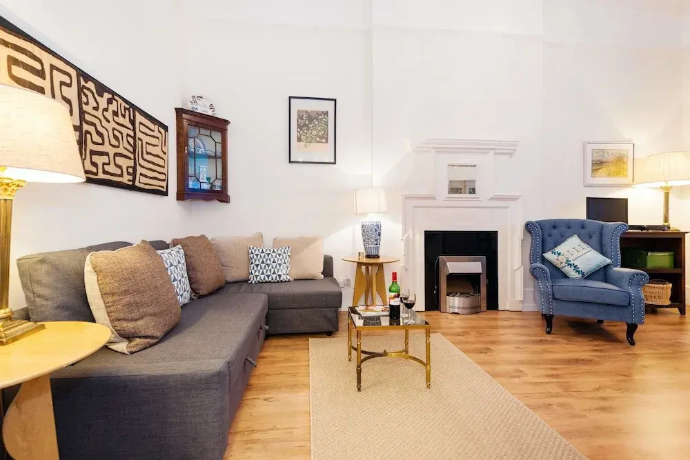 The Chelsea Embankment Apartment