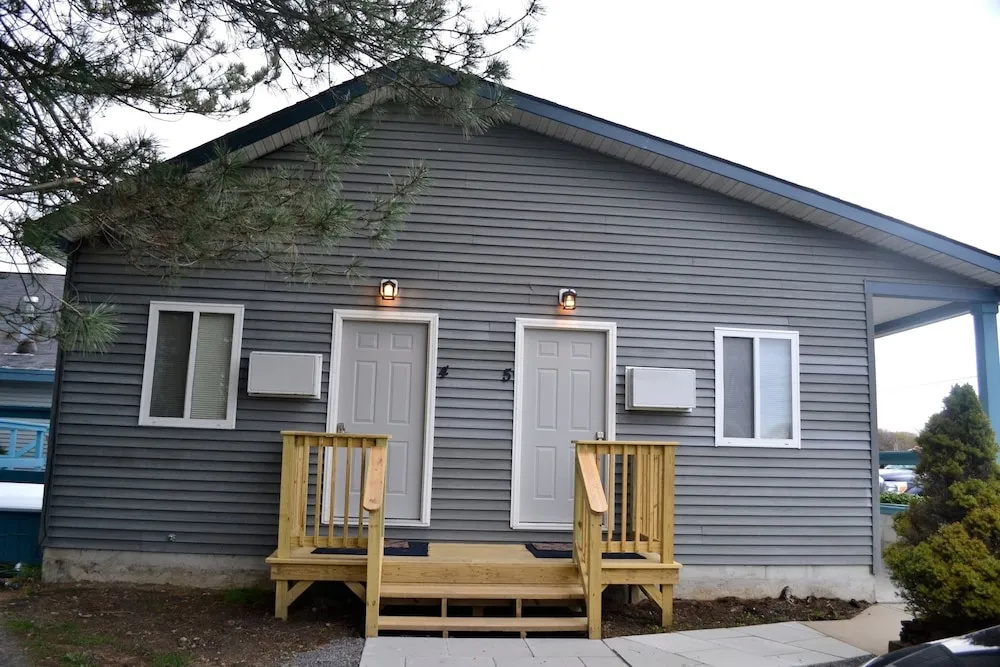 1 Bedroom Comfort room