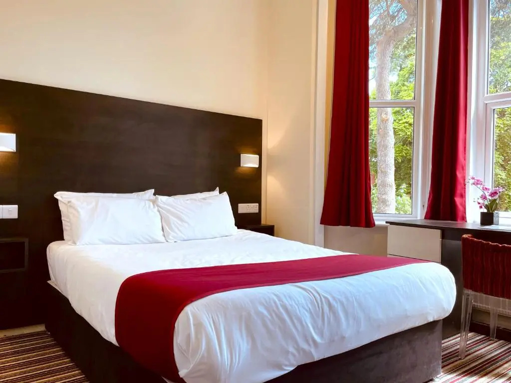 The Piccadilly Hotel - Chambres