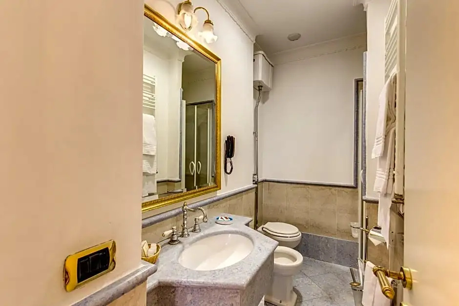 Hotel La Lumiere di Piazza di Spagna - Chambres