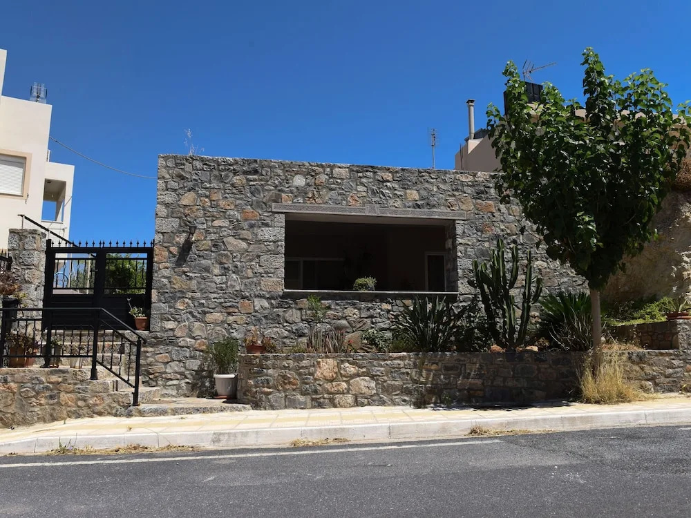 Simplistic Holiday Home in Saint Nicholas With Balcony