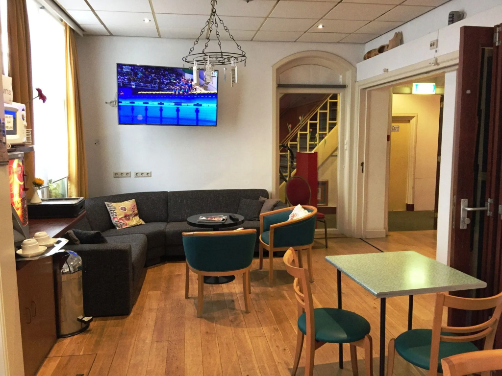 Hotel photo 11