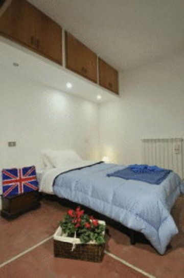 gallery_image_hidden_5