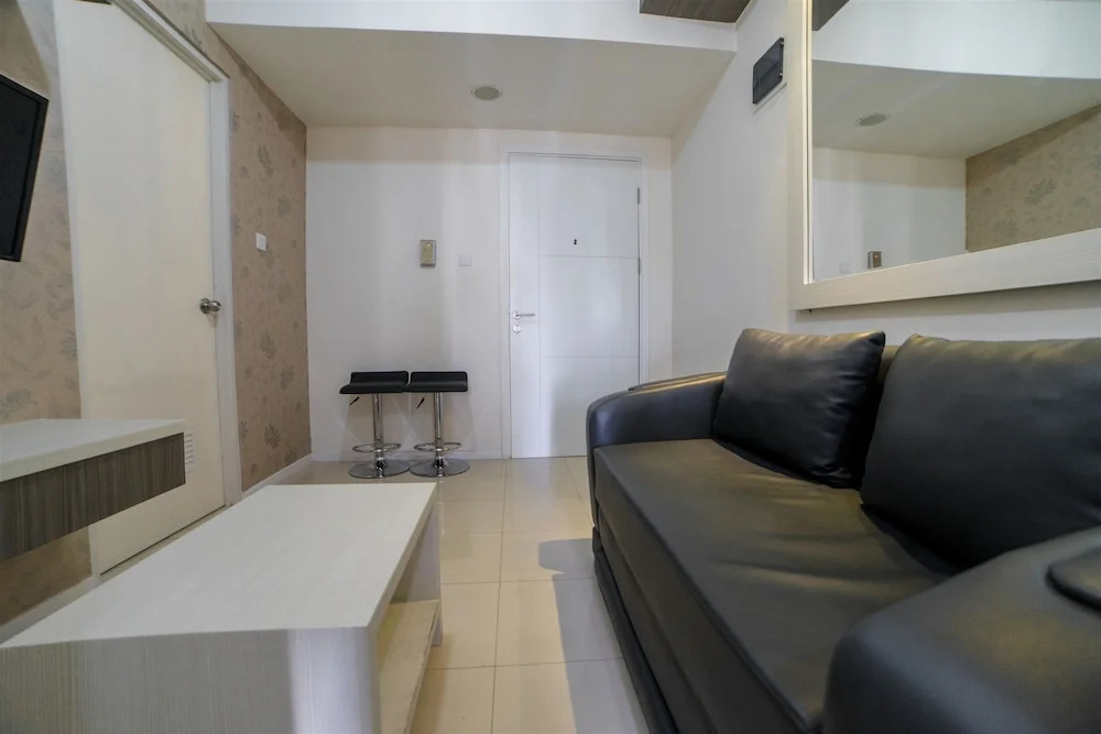 Enjoy Bandung with 1BR Apartment at Parahyangan Residence By Travelio