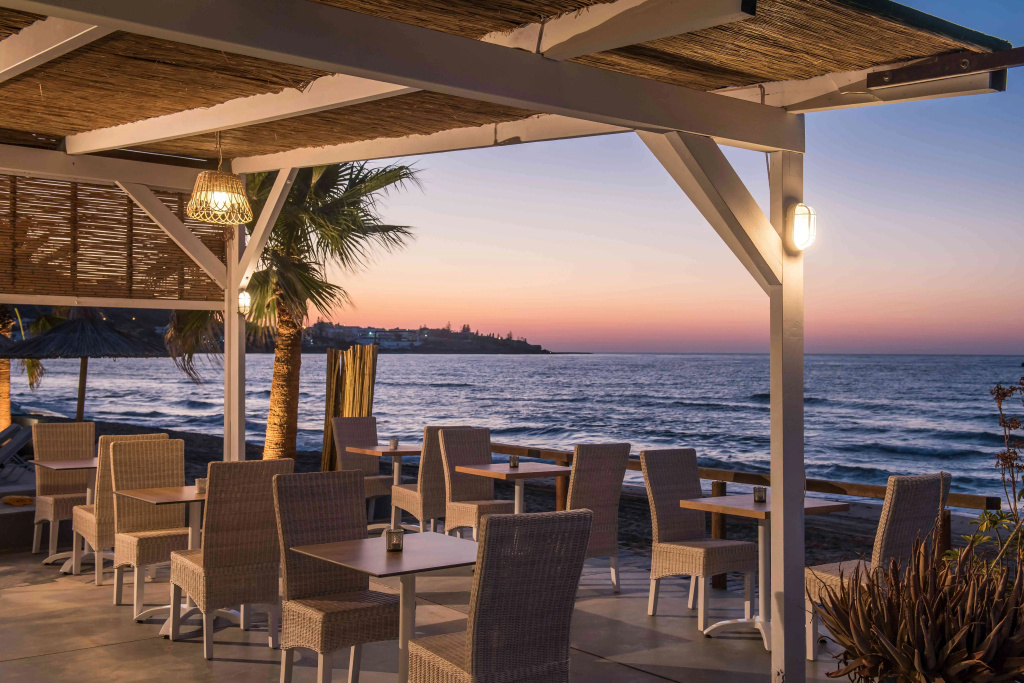 Beach & Waterfront