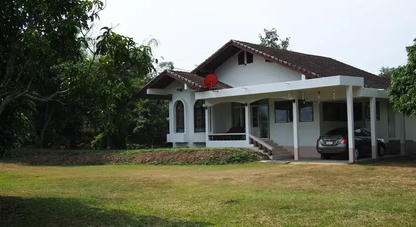 Lamphun Garden Home