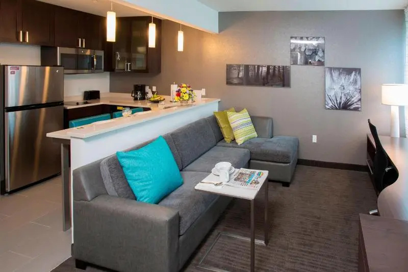 Residence Inn New York The Bronx At Metro Center Atrium - Chambres