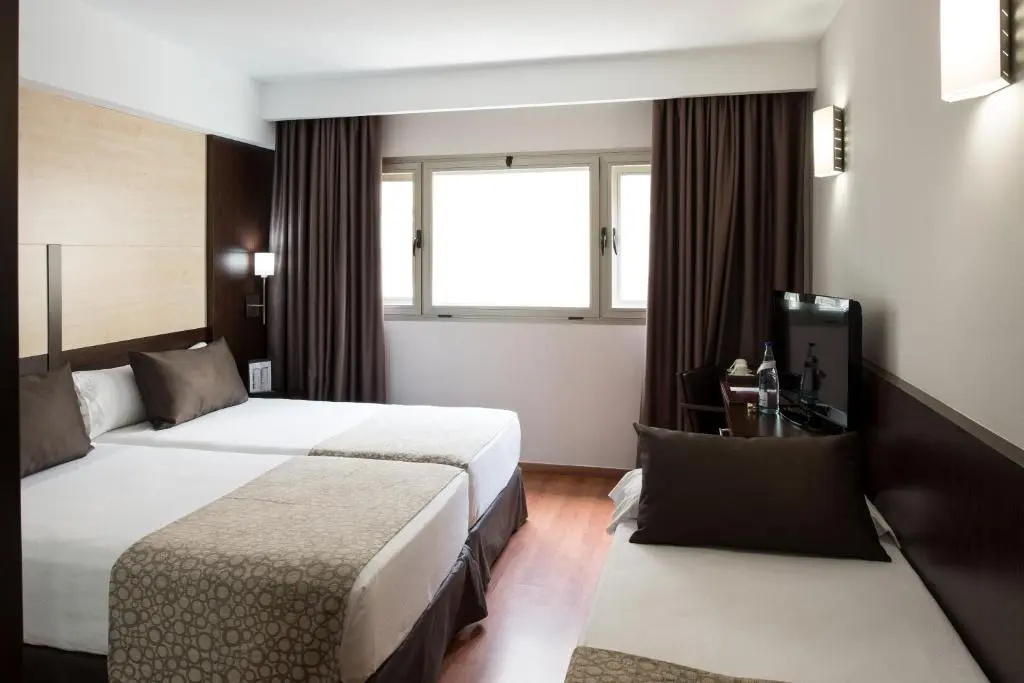 Catalonia Sagrada Familia Hotel - Chambres