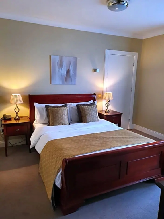 The Uppercross House Hotel - Chambres