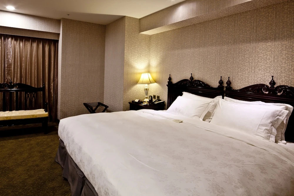 Royal Seasons Hotel Taichung Zhongkang - фото 49