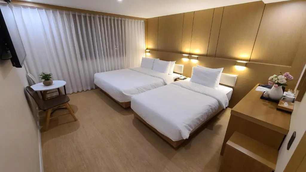 Deluxe Double room (twin beds)