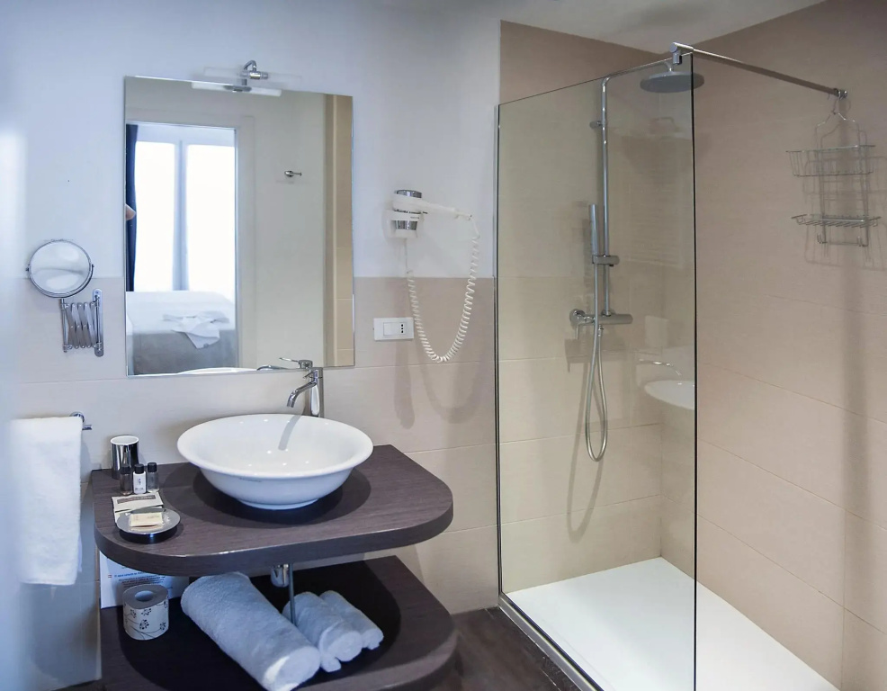 Studio Inn Centrale & Milano Urban Padel Hotel - Général