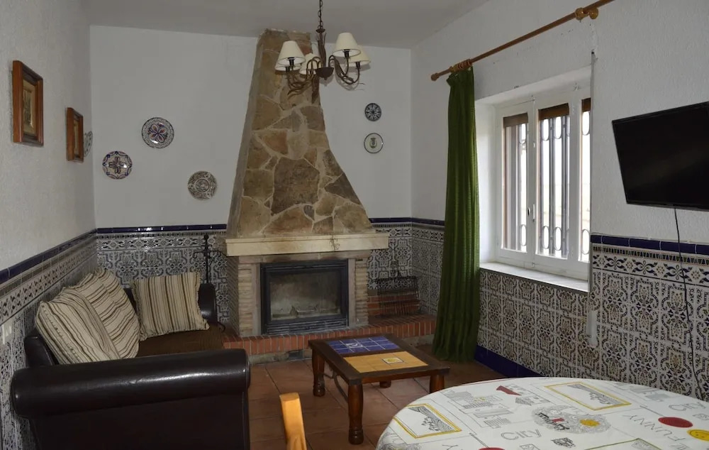 House With 4 Bedrooms in Santa Magdalena de Pulpis, With Wonderful Cit - фото 5