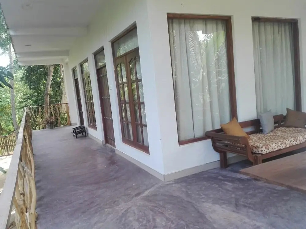 1 Bedroom Standard Double Family room with balcony and with partial sea view (twin beds)