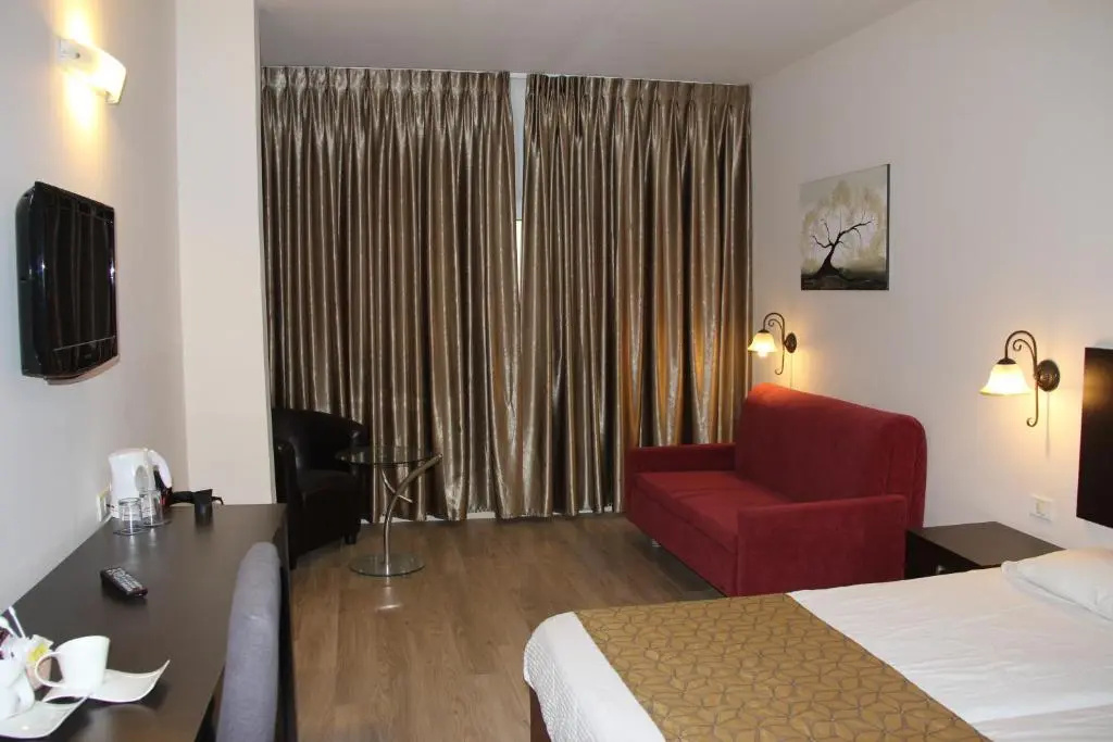 Standard Family room