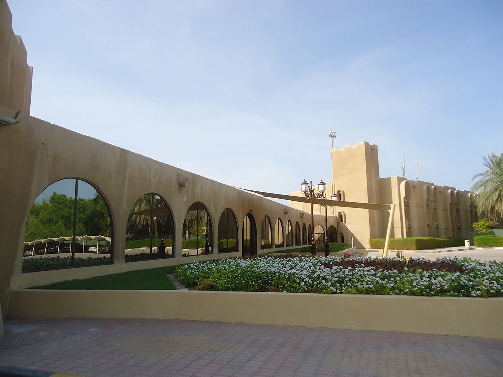 Dhafra Beach Hotel