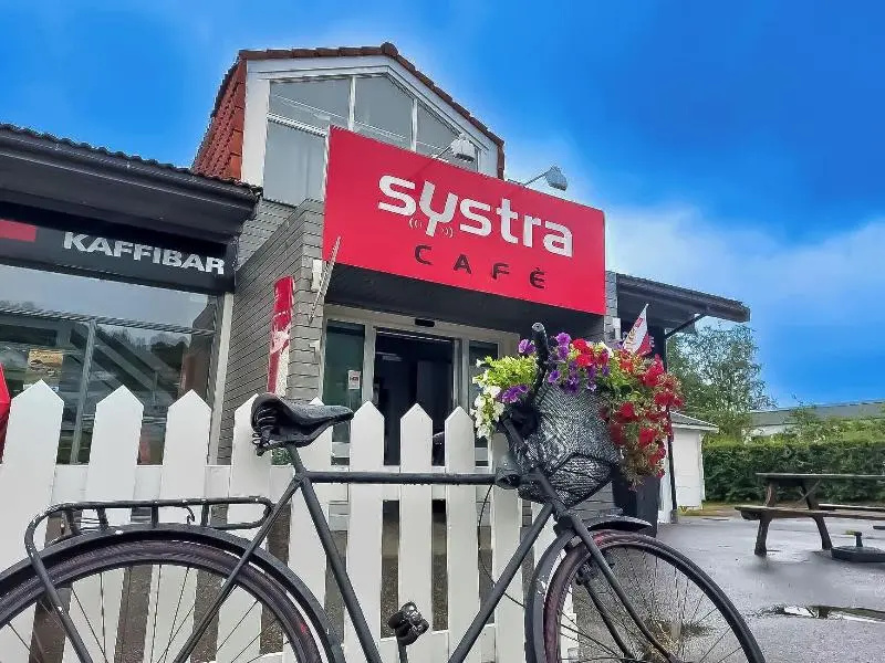 Systra Hotel Apartments Sja Holt
