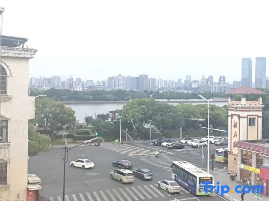 Yinhai Hotel