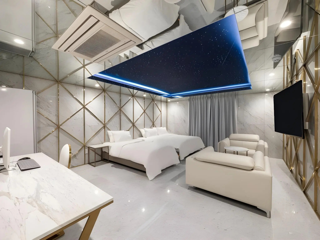 Amourex Hotel — фото