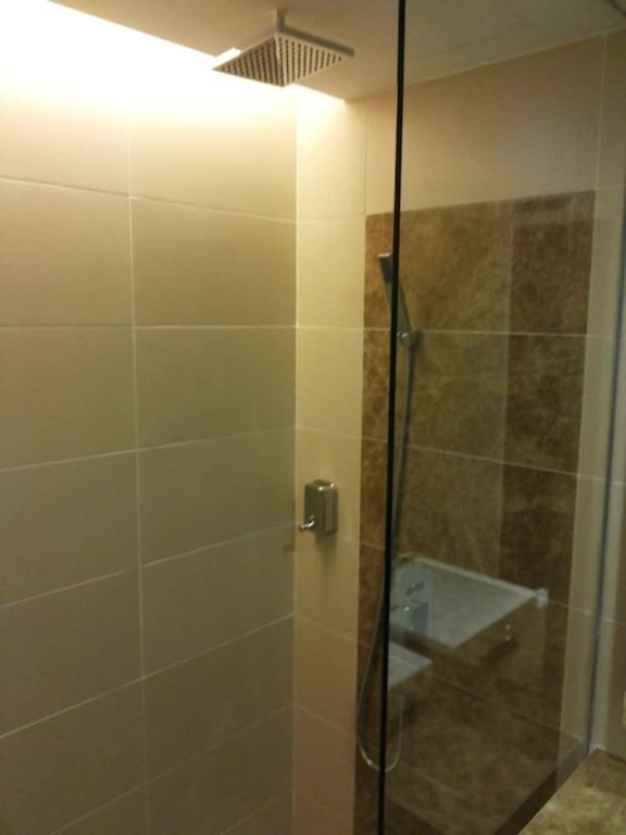 Eminent Hotel