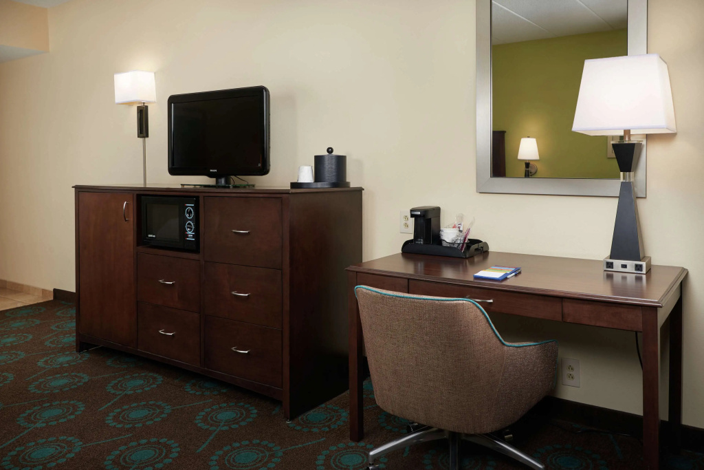 Lobby & Reception