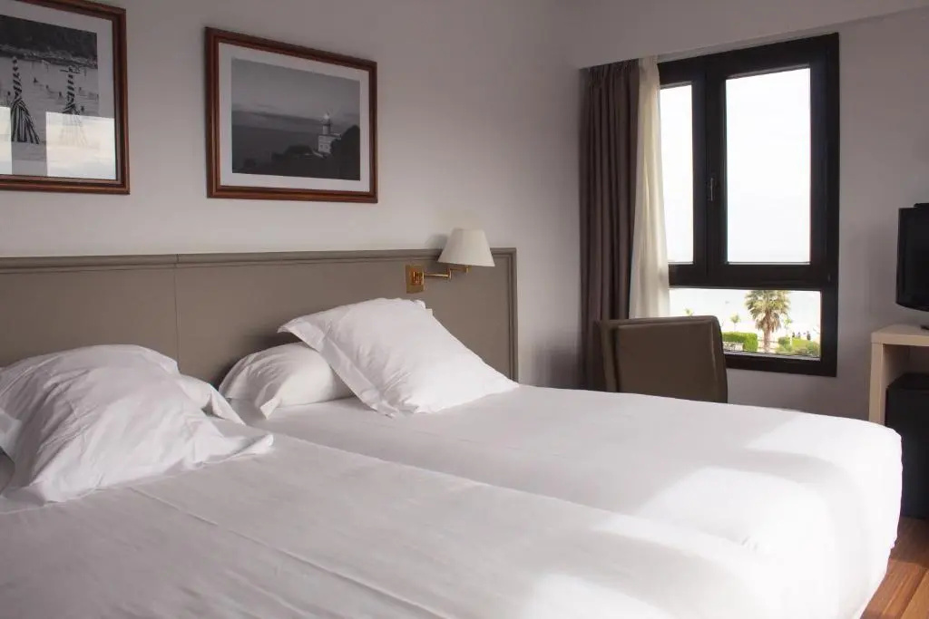 Standard Double room with sea view (twin beds)