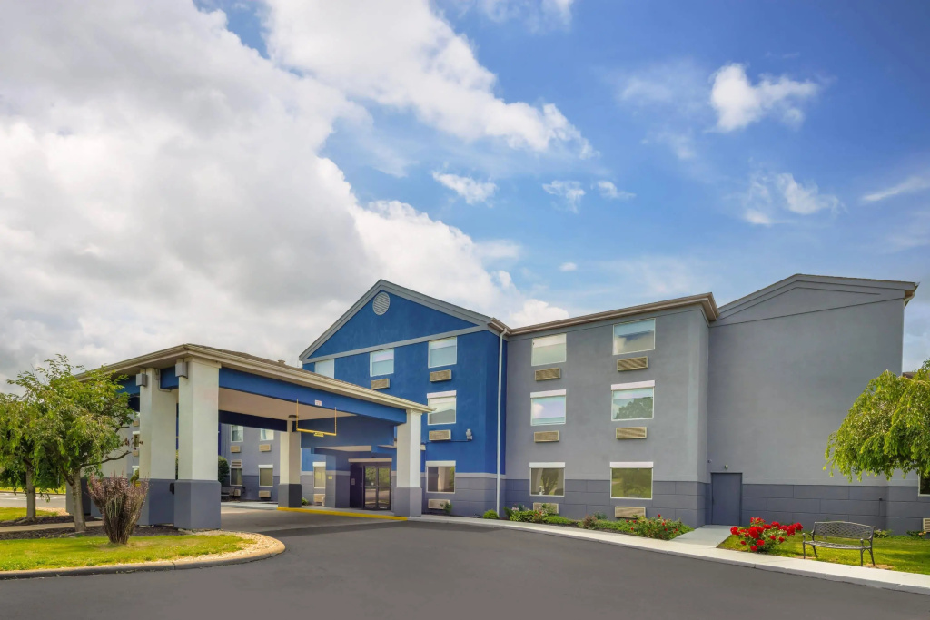 Comfort Inn & Suites Butler