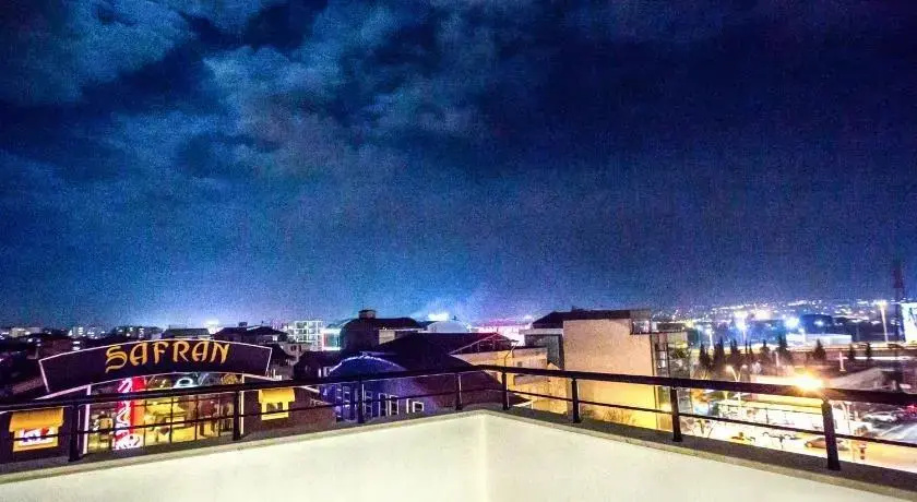 Rosso Hotel - Général