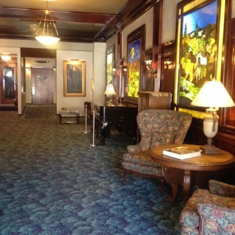 Historic Cary House Hotel - Général