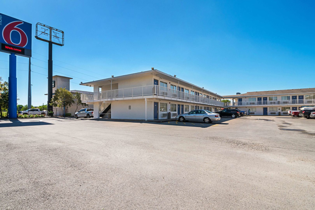 Motel 6 Corpus Christi, TX - Northwest