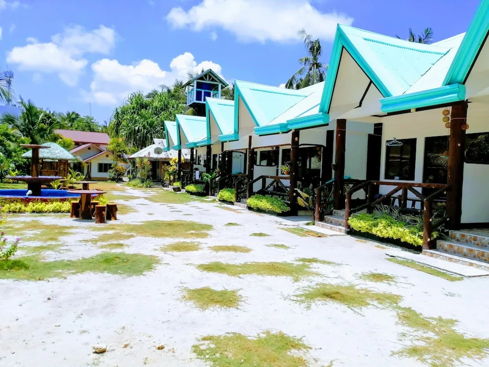 Beach & Waterfront