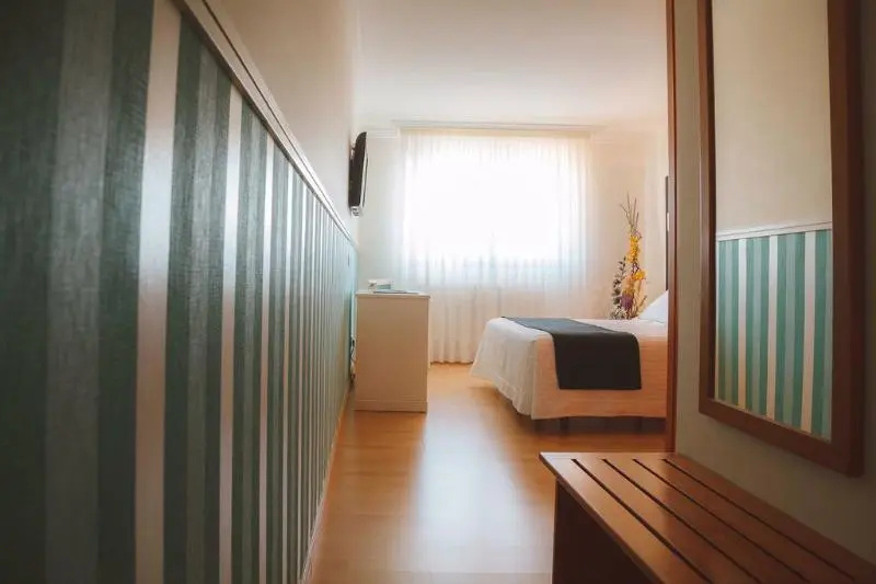 Hotel Lombiña - Chambres