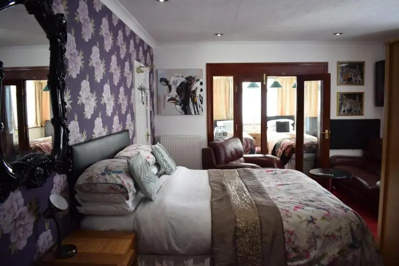 Clifton Bridge Guesthouse - Chambres