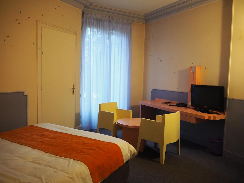Standard Double room (full double bed)