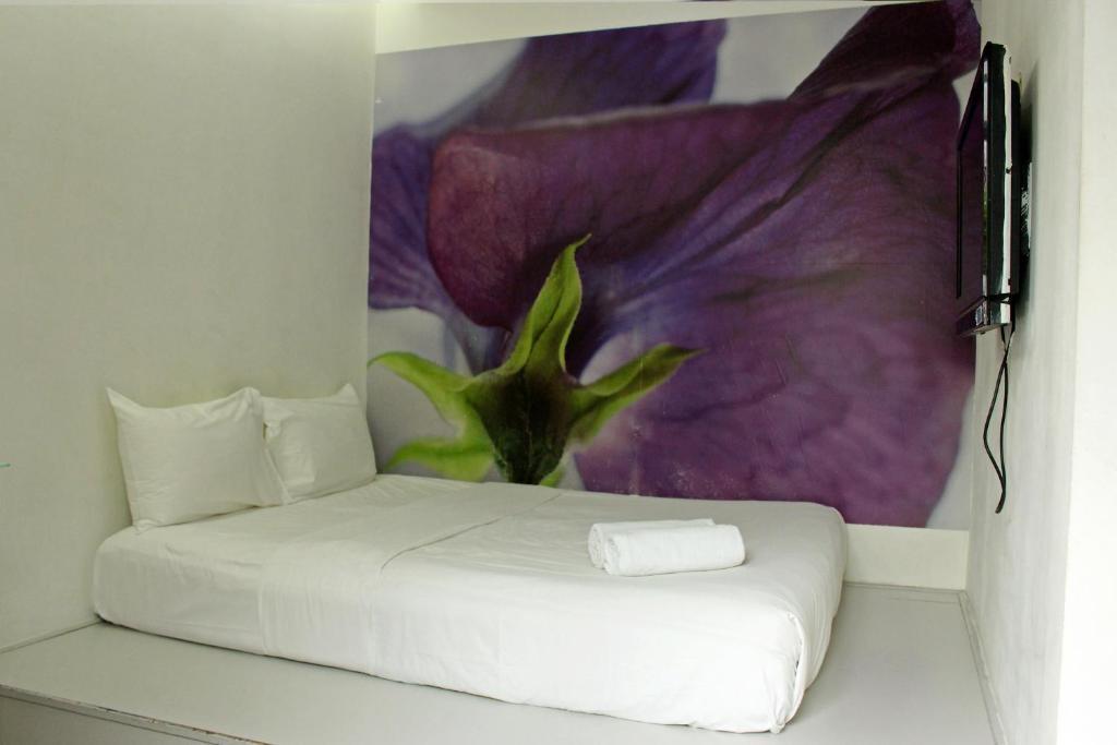 V Garden Hotel