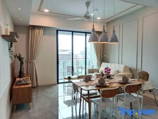 Ooak Suites | Mont Kiara | Mall | Babycot | 4 Pax