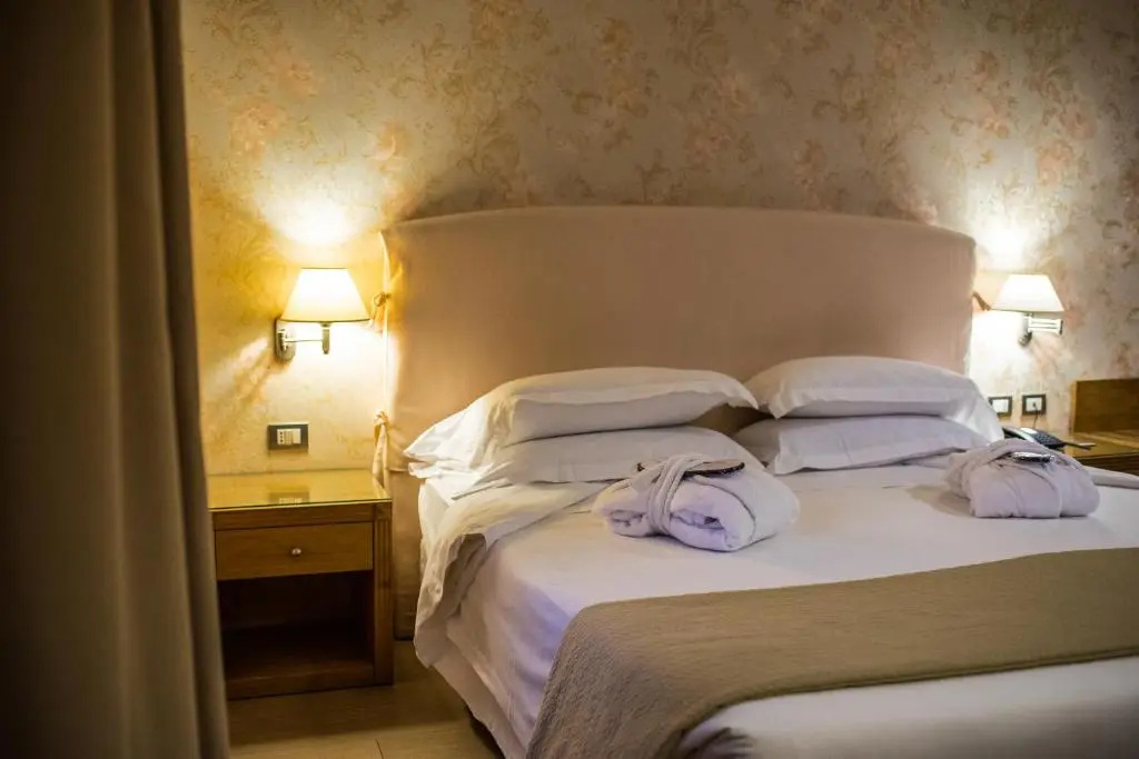 Hotel Touring - Chambres
