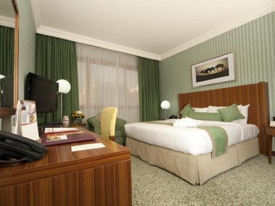 City Seasons Al Hamra Hotel