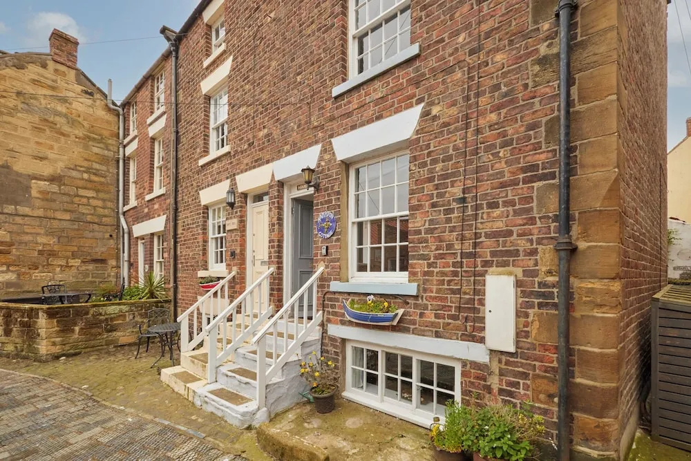 Host Stay Hampdon Cottage